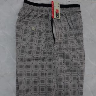 Quần đùi nam mặc ở nhà