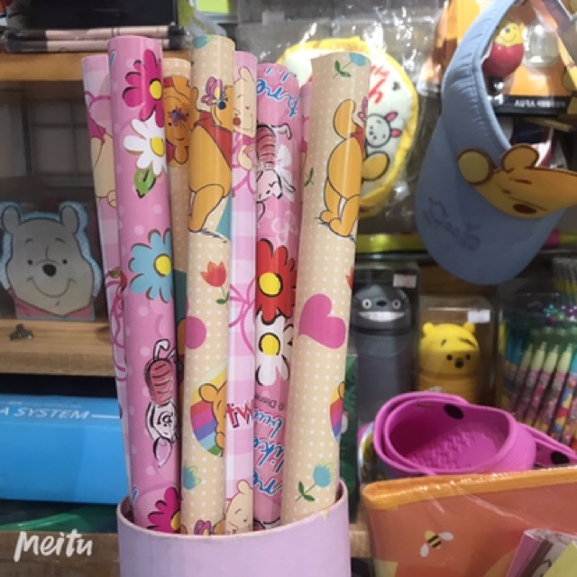 Giấy gói quà gấu Pooh