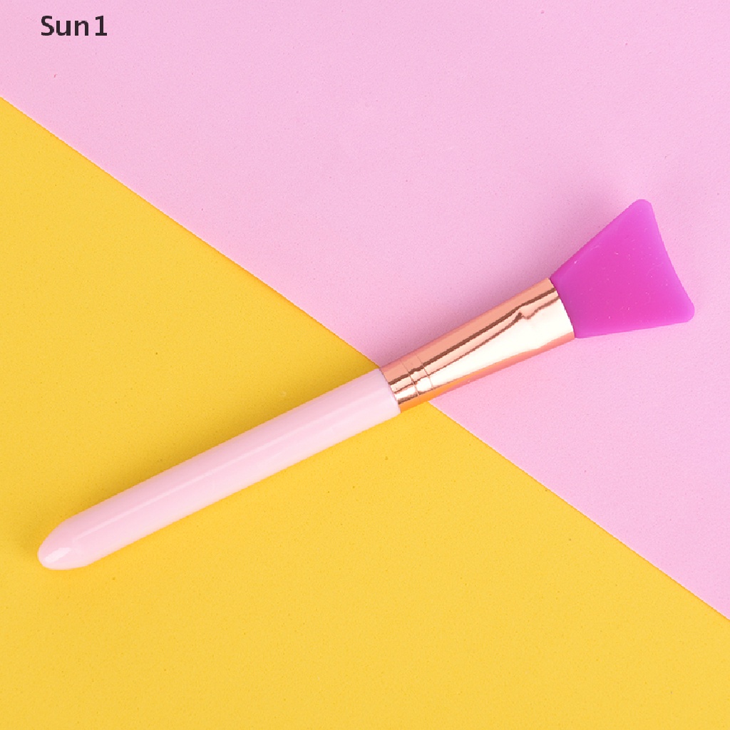 Cọ Nhựa Hỗn Hợp Chăm Sóc Da Mặt Tiện Dụng