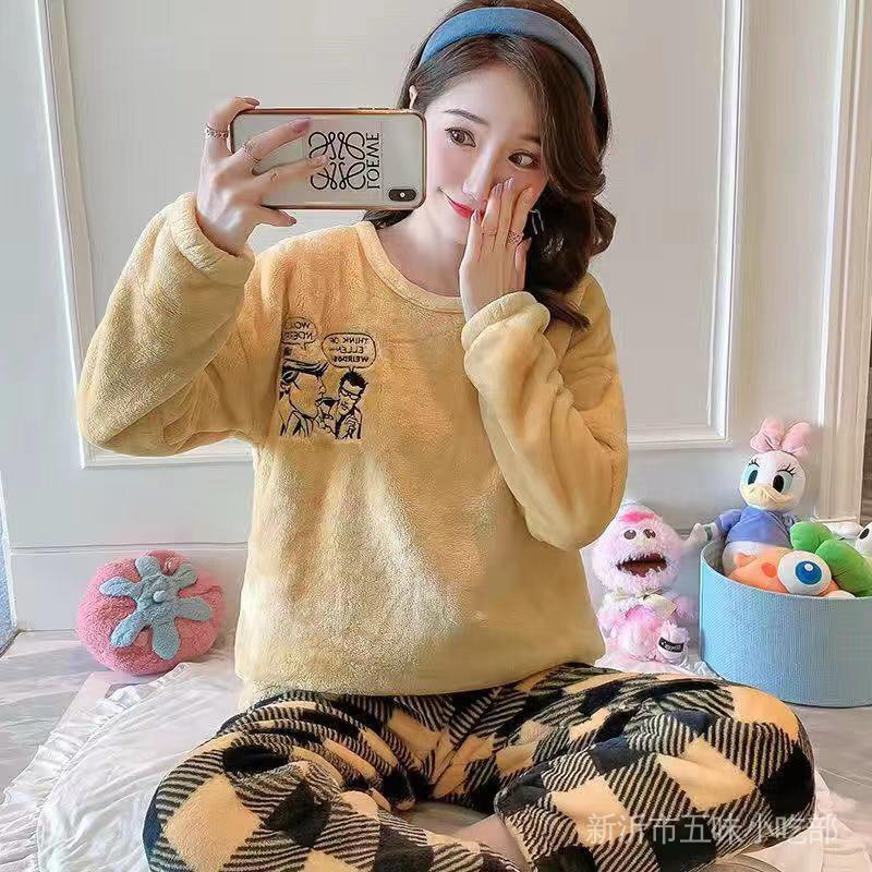 Bộ Đồ Ngủ Lông Cừu San Hô Dày Dặn Ấm Áp Thời Trang Thu Đông Cho Nữ