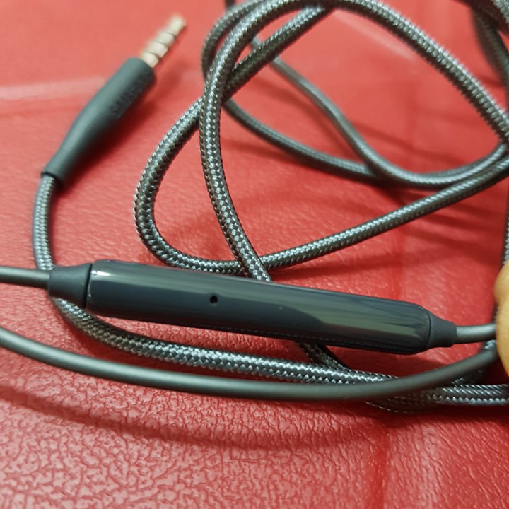 Tai nghe akg s8,s9,note8,note9 tặng núm,hộp