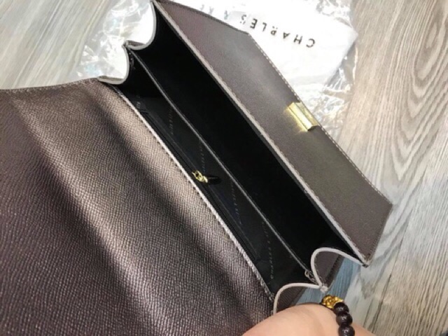 Túi cnk da cá đuối