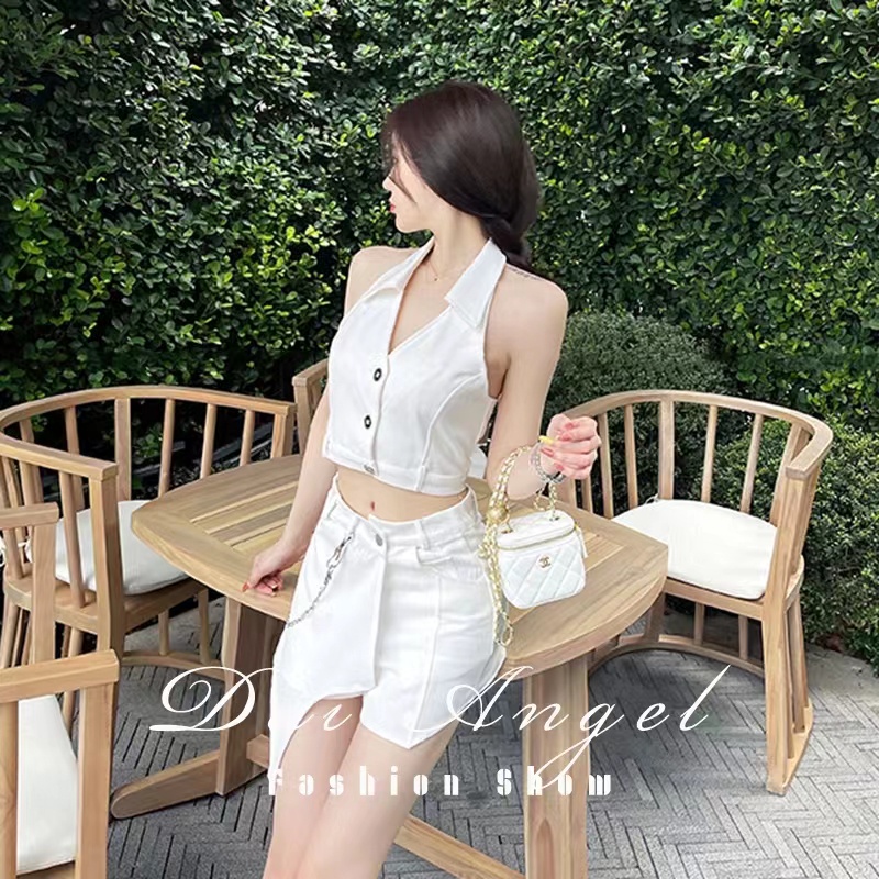 Set Áo Yếm Cổ Chữ V + Quần Culottes Ngắn Thời Trang Nữ