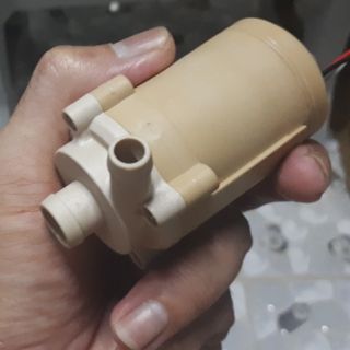 Bơm nước DC 24v không chổi than lưu lượng 540l/h