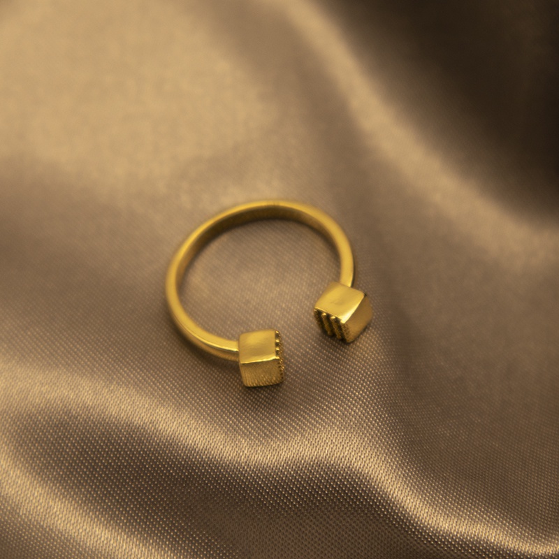 Nhẫn hở mạ vàng hình vuông đính đá phong cách Nhật Bản và Hàn Quốc cho nữ