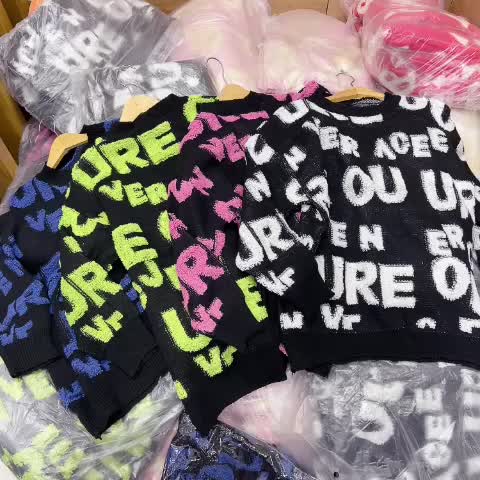 Áo len chữ nổi form rộng hàng nhập QC! (Hàng sẵn) | BigBuy360 - bigbuy360.vn