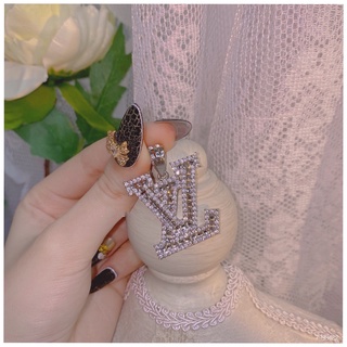 Mặt lẻ dây chuyền L.V 💎