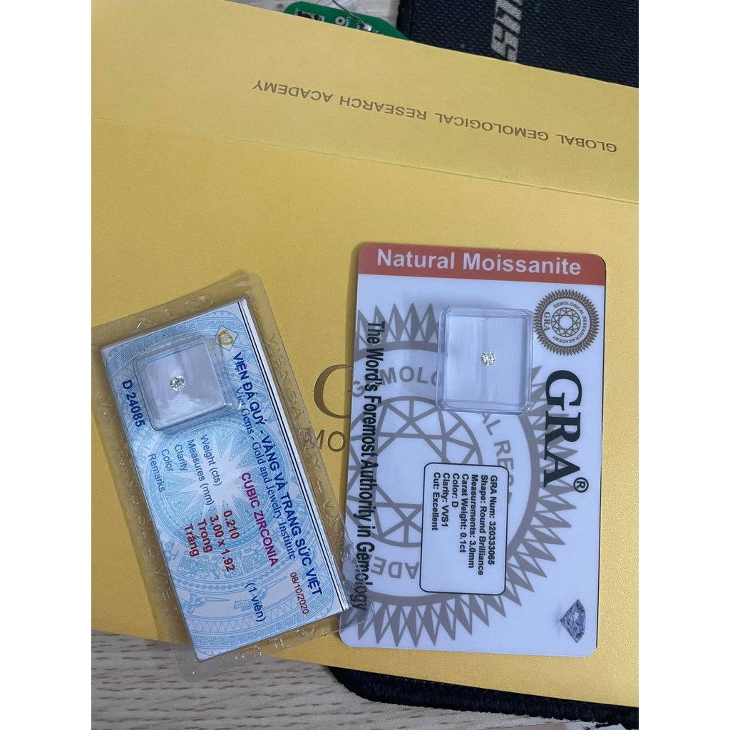 Đá đính răng - kim cương Moissanite - Kim cương mỹ