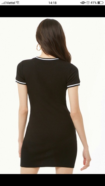 Váy f21 auth size M new tag