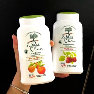 Sữa tắm le petit olivier