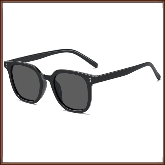 Kính Mát Gọng Vuông Thời Trang Cho Nữ