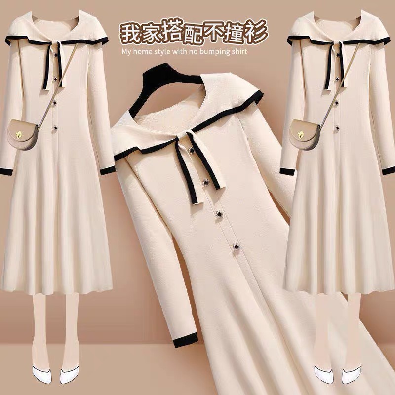 Váy len tiểu thư viền