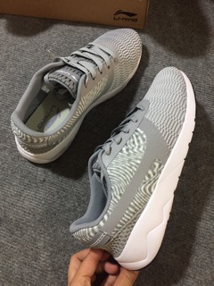 Giày lining nam