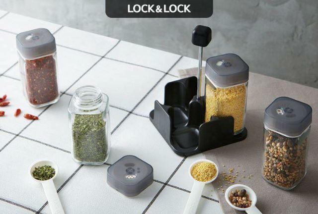 Bộ gia vị thủy tinh nhỏ để bàn ăn Lock&amp;Lock LLG696