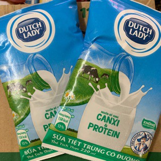 Com bo 5 bịch sữa tươi có đường /không đường cô gái hà lan 220ml/1 bịch
