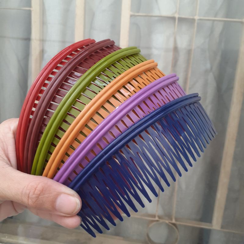 Lược cài nhựa mềm màu 2 hàng mã 05 (được chọn màu)