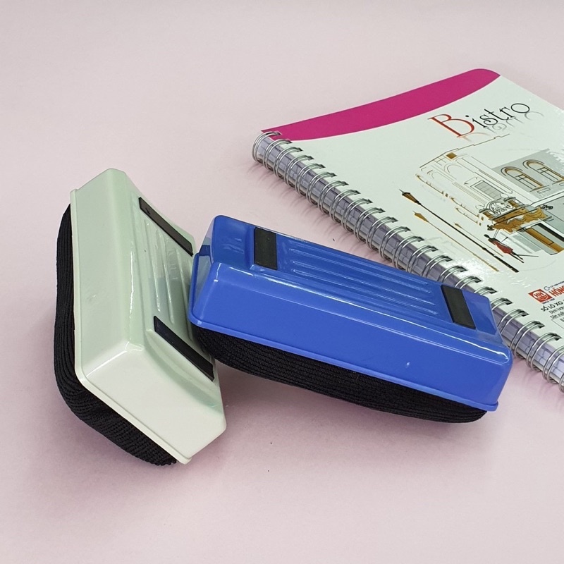 Lau bảng từ tính Deli 7837 kích thước 112mm x 55mm