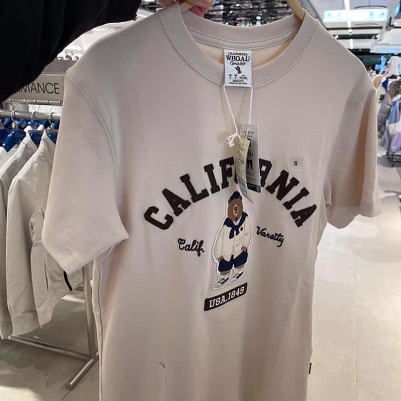 - Áo phông Whoau chính hãng