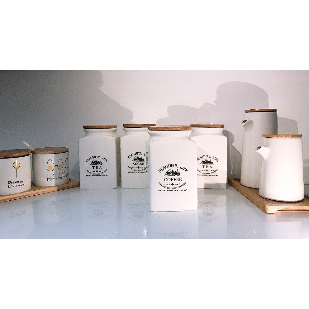 Hũ lọ sứ trắng nắp gỗ tre đựng trà, cà phê, đường, gia vị nhà bếp Beautifull Life 850ml