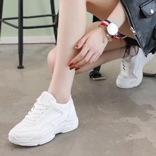 Giầy thể thao trắng trơn