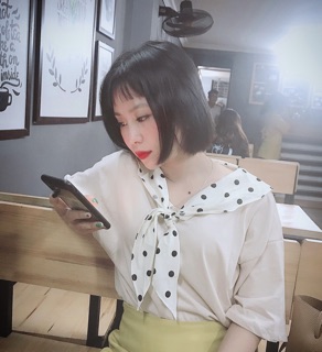 Áo kiểu cột nơ cổ