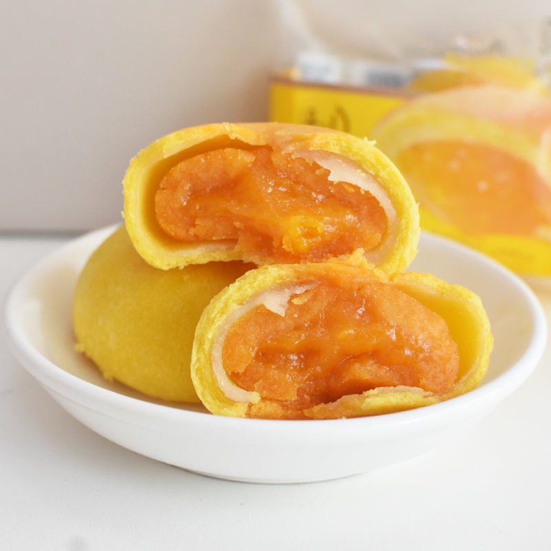 [ Thay thế bữa sáng ] Combo 2000g Bánh pía kim sa trứng chảy/ bánh bao nhân trứng muối ăn vặt siêu ngon