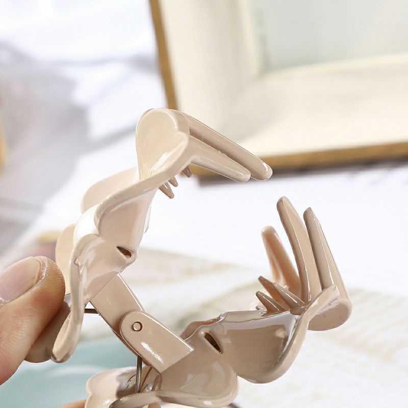 Kẹp tóc nhựa acrylic hoa phối ngọc