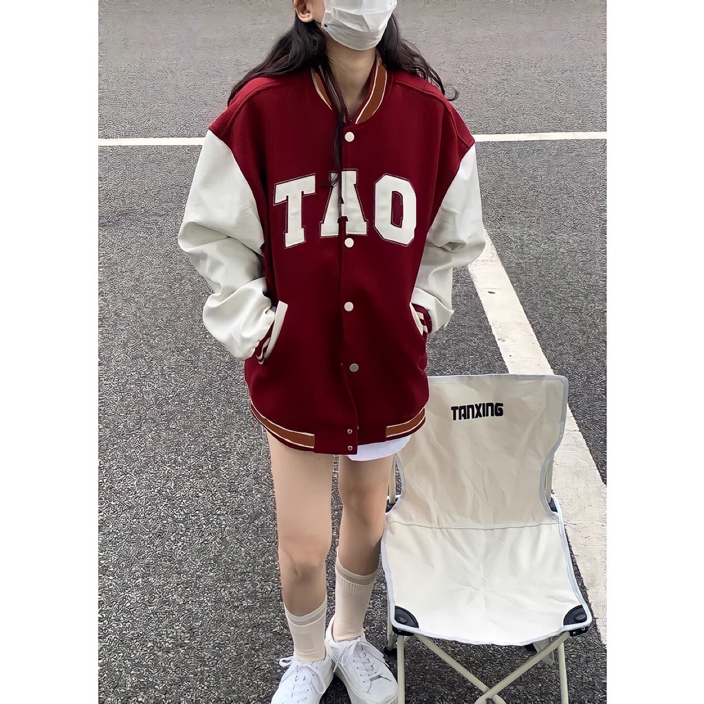 Áo Bomber Nỉ Nữ Thêu Chữ TAO 🦋 Áo Khoác Dáng Rộng Màu Đỏ Tay Bo 🦋