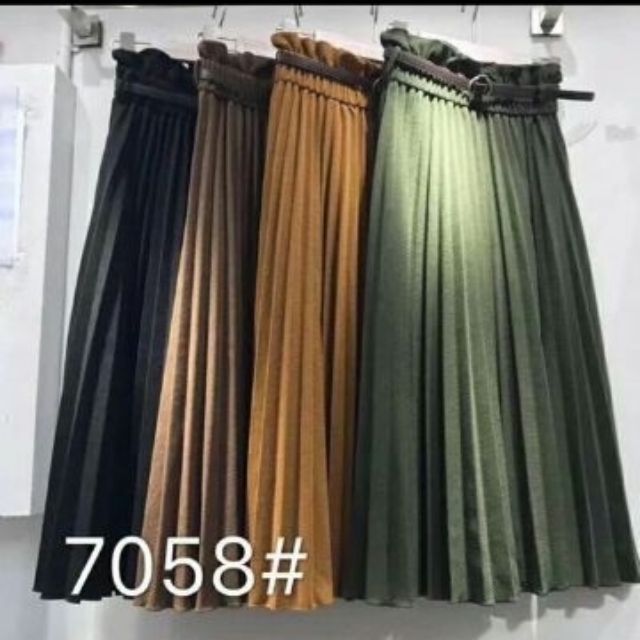 Chân váy xếp li dáng dài kèm Belt_CHÂN VÁY XOÈ XẾP LI DÁNG DÀI3 | BigBuy360 - bigbuy360.vn
