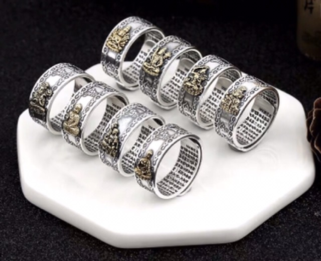 Nhẫn Bản Mệnh Phật Khắc Lục Tự Chữ Vạn Chất Liệu Bạc Thái Cao Cấp