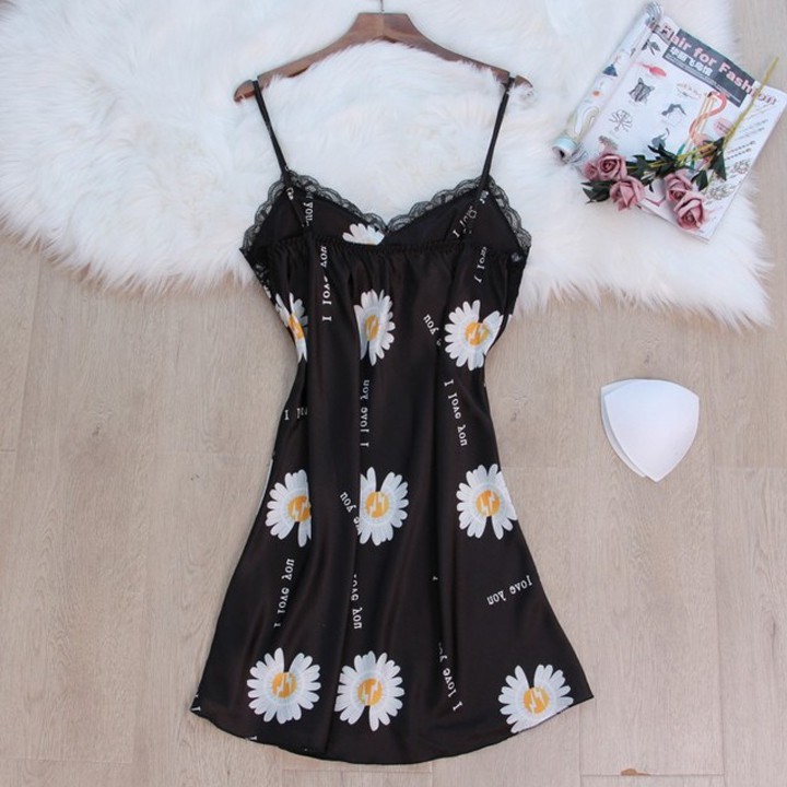 Váy ngủ lụa 2 dây họa tiết hoa cúc hot trend hàng nhập cao cấp có kèm đệm ngực | BigBuy360 - bigbuy360.vn