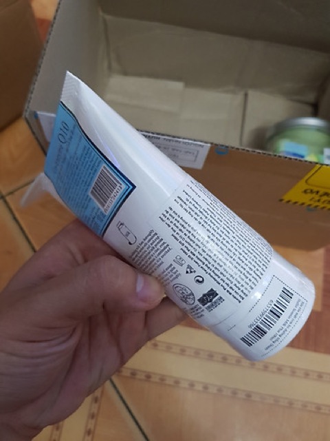 Sữa rửa mặt bò milk pus Thái lan