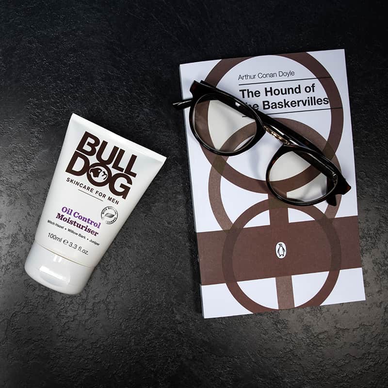 Dưỡng ẩm và kiềm dầu cho nam BullDog Moisturiser 100ml - dành cho DA DẦU và DA NHẠY CẢM