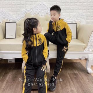 Bộ đồ trẻ em