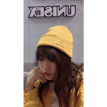 Mũ len nam nữ nhiều màu đính tag đẹp phong cách cá tính hàn quốc