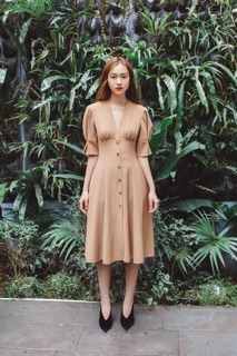 Đầm công sở kem nút bọc, váy dạo phố vnxk (kèm hình thật)