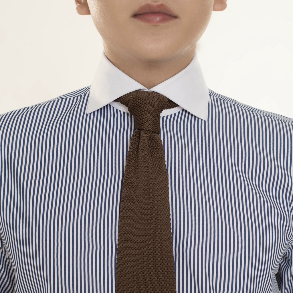 Áo Sơ Mi Kẻ Navy Phối Trắng Cổ Cutaway Form Regular FIT