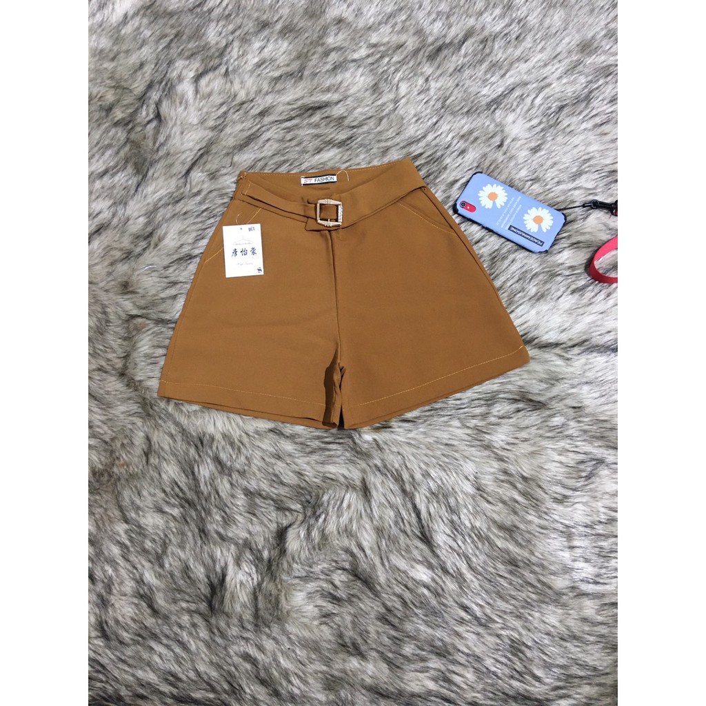 Quần short nữ vải tuyết mưa cao cấp, khóa giọt nước, đính khoen siêu đẹp
