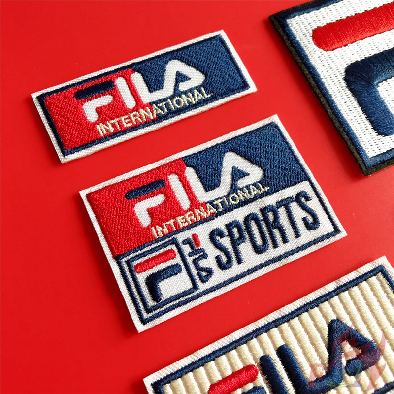 Miếng Vá Ủi Thêu Thủ Công Hình Logo Thương Hiệu Thời Trang