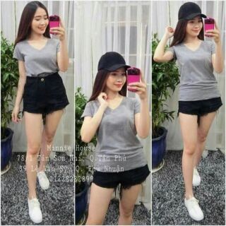 Áo thun cổ tim, tròn