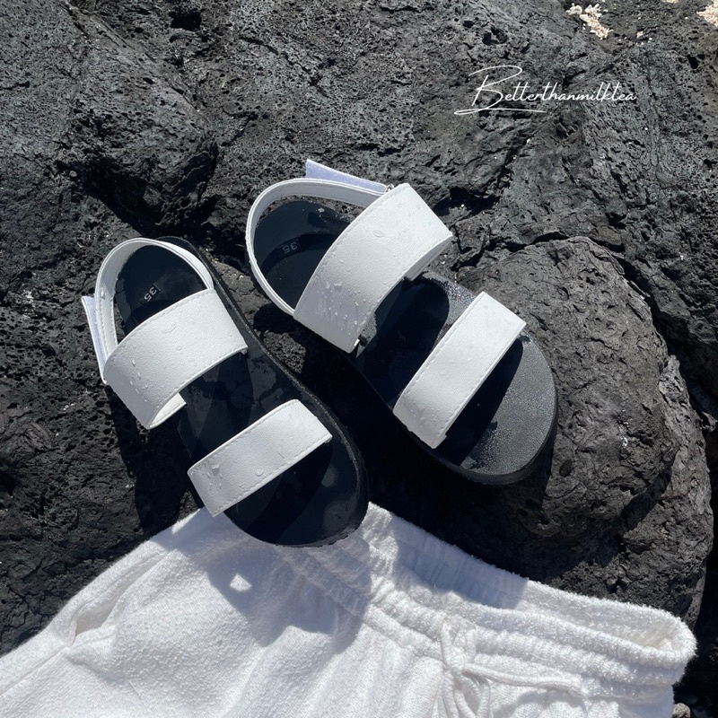 Giày Sandals quai ngang bản to basic Unisex