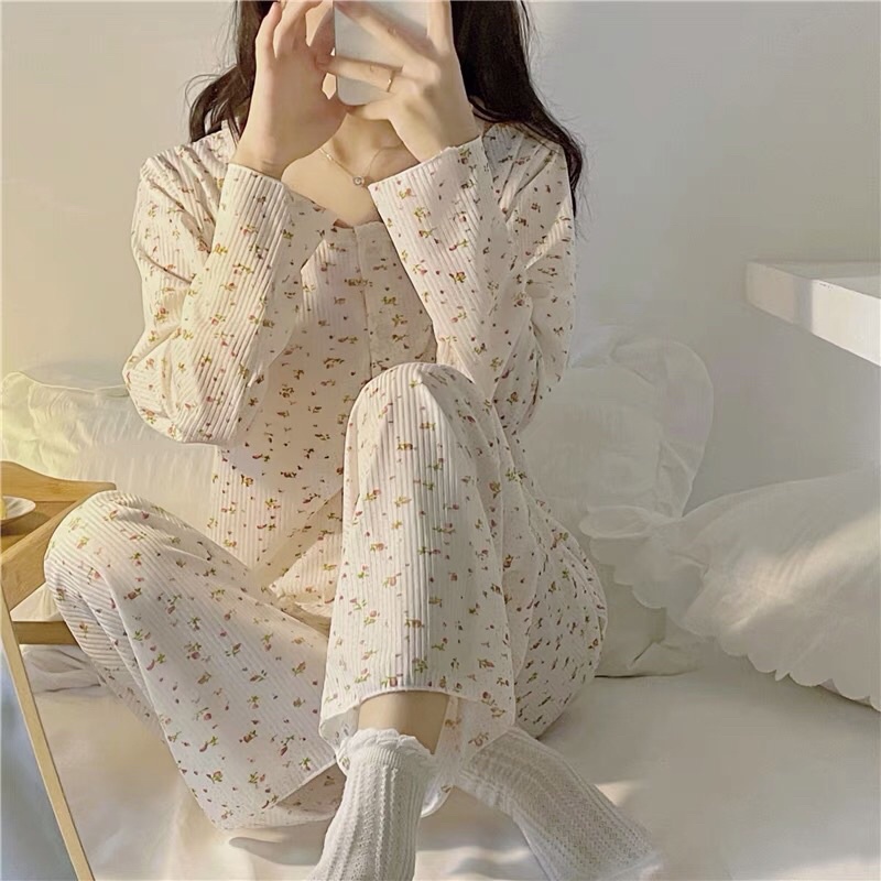 Bộ đồ ngủ, đồ mặc dài tay ở nhà tiết in hoa nhí trẻ trung nhẹ nhàng nữ tính 2021 Bộ đồ ngủ tay dài in họa tiết hoa phong