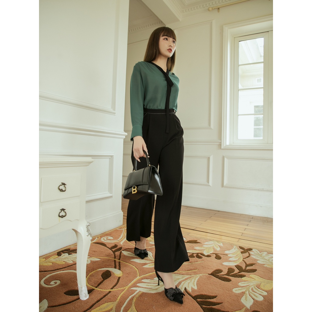 ÁO SM NHÚN VAI CỔ CHỮ Y PHỐI D.CHIC 1811459