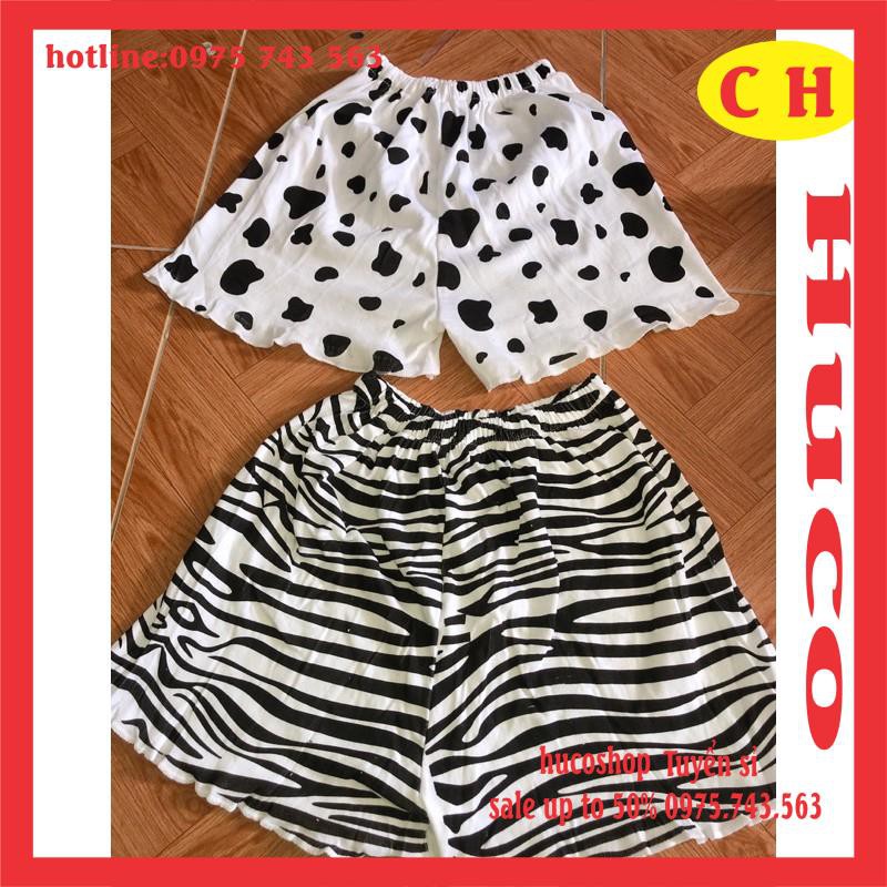 sét đồ bộ nữ loang bò sữa hottrend 2021 gồm áo thun croptop cổ tròn thêu chú bò mix quần đùi ống rộng cạp chun mặc mát