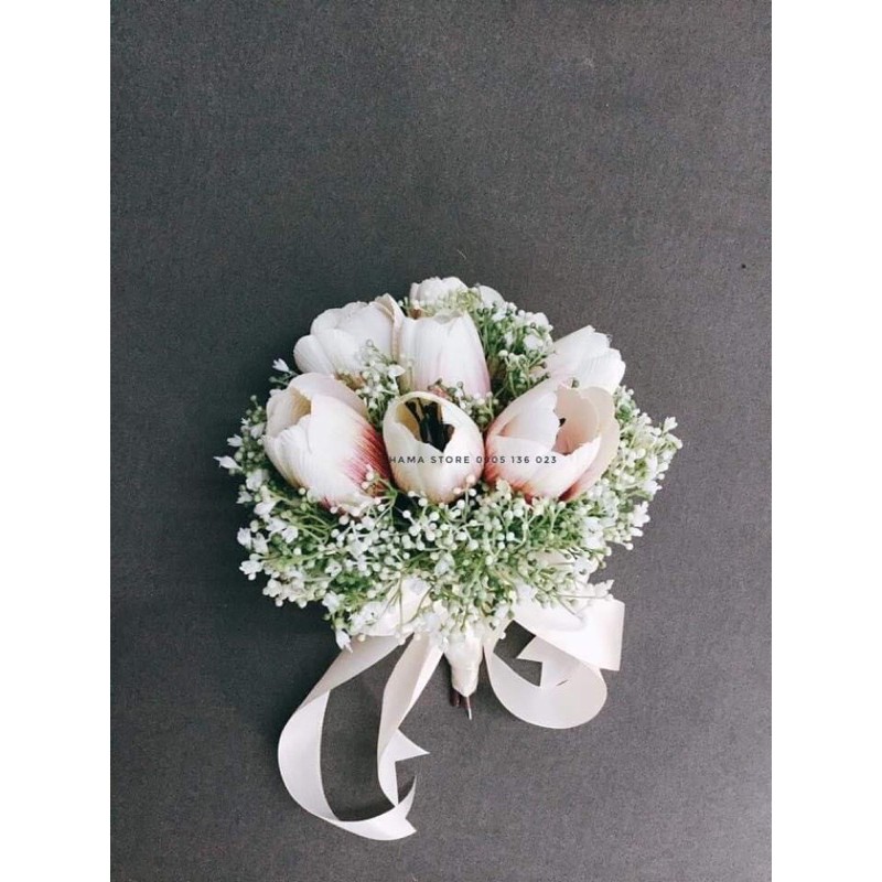 - BÓ HOA CƯỚI CẦM TAY CÔ DÂU HOA TULIP VẢI LỤA TO PHỐI HOA BABY