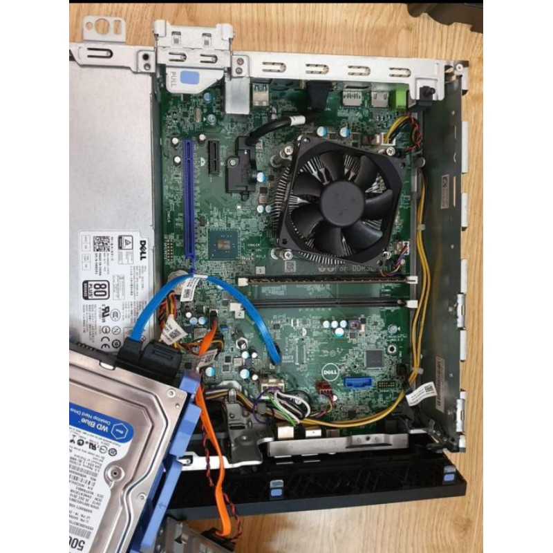 E bán xác ( Barebone) Dell 3040 SFF SK 1151 thế hệ 6 | BigBuy360 - bigbuy360.vn