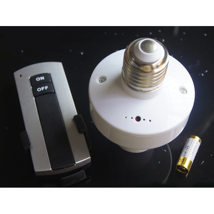 Đui đèn E27 điều khiển từ xa bằng sóng RF, nằm giường chỉ ấn công tắc là đèn tắt