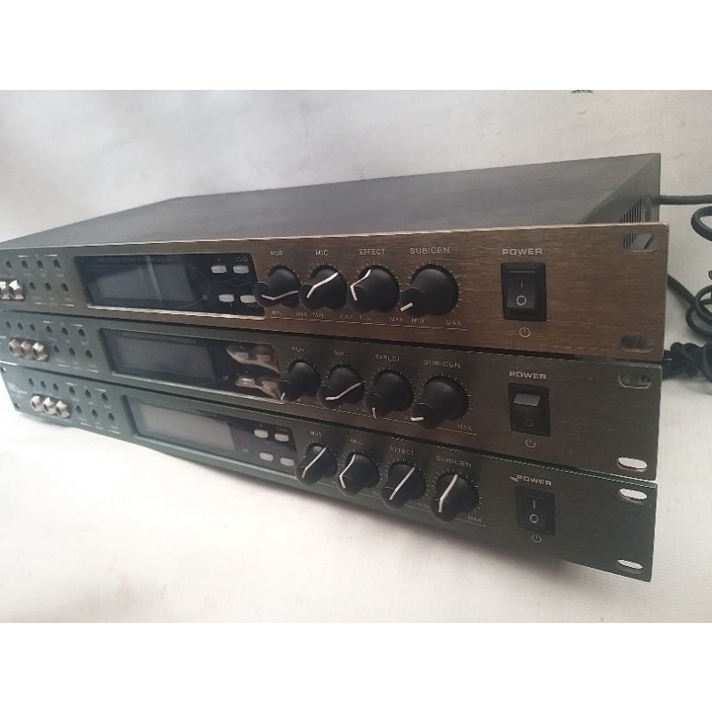 Vang số karaoke dsp9908