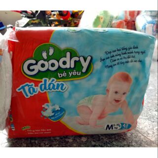 Tặng kèm 4 tã quần cho Tã dán Goodry M42 L38 XL34                                  KyVy