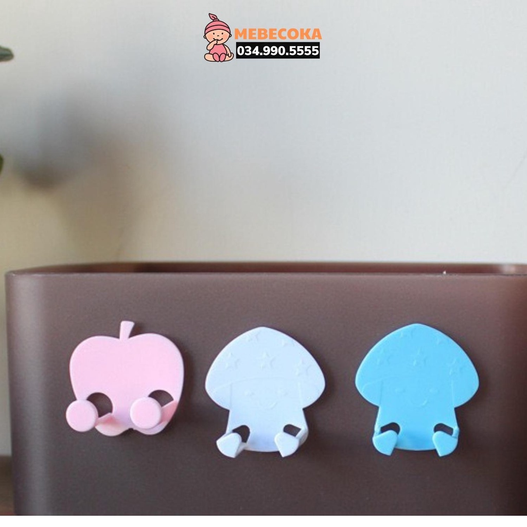 Miếng dán tường giữ dây điện, dây sạc vô cùng tiện dụng